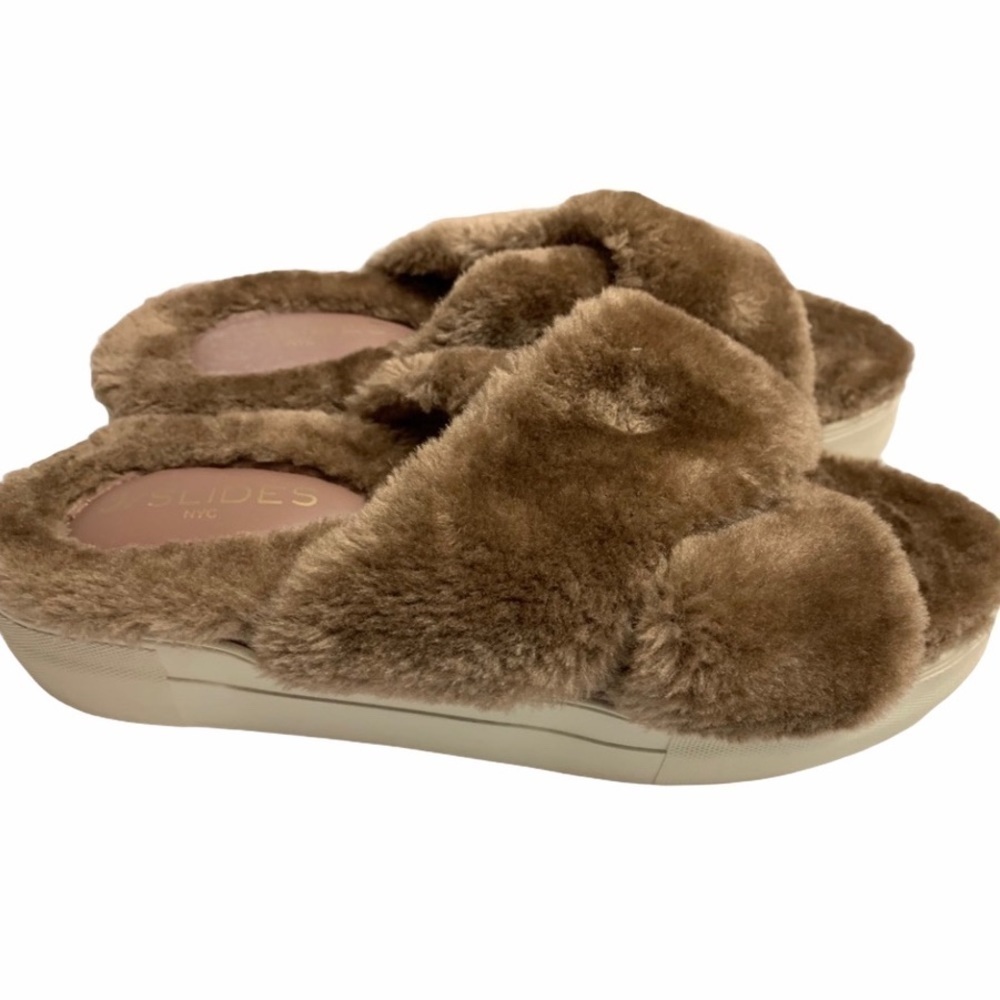 J/slides Women’s Faux Fur Slides, New w/out Box